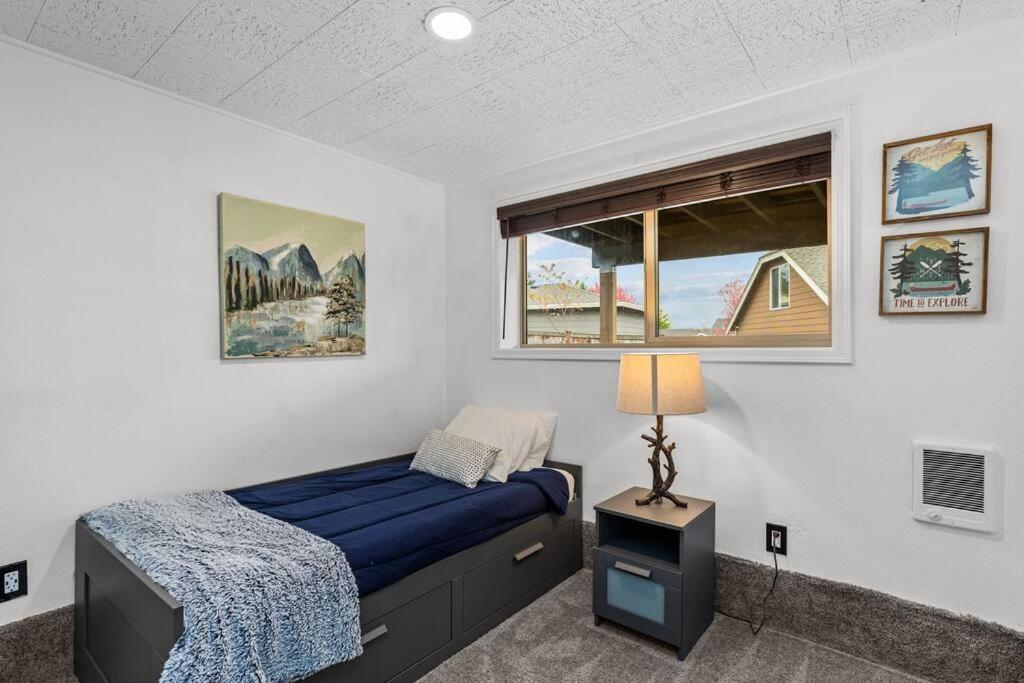 Pacific Nw Gem W/Hot-Tub 15 Minutes Airport. Apartment Auburn Bagian luar foto