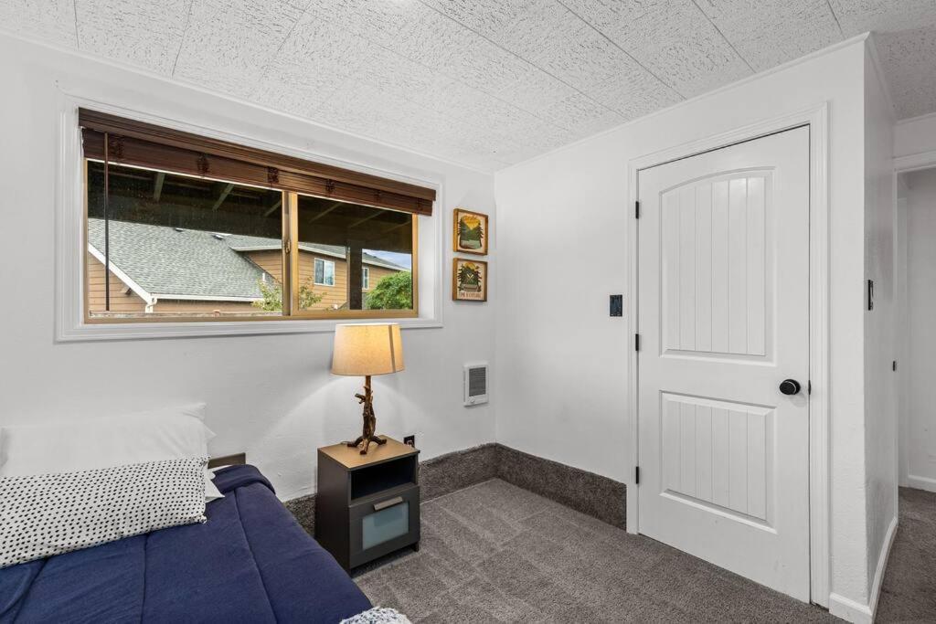 Pacific Nw Gem W/Hot-Tub 15 Minutes Airport. Apartment Auburn Bagian luar foto