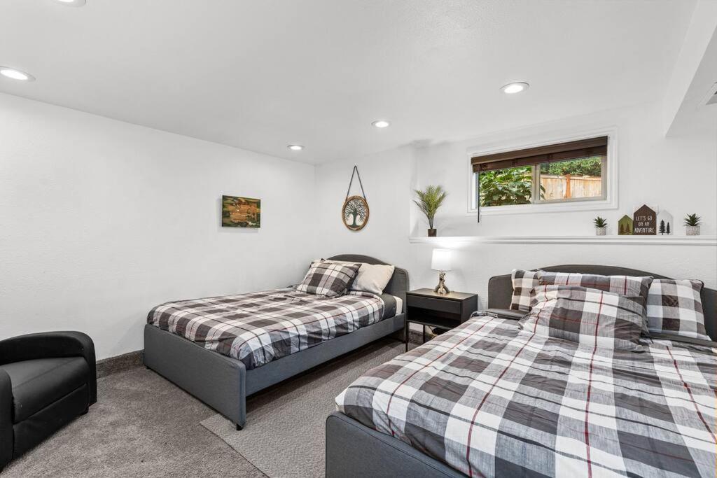 Pacific Nw Gem W/Hot-Tub 15 Minutes Airport. Apartment Auburn Bagian luar foto