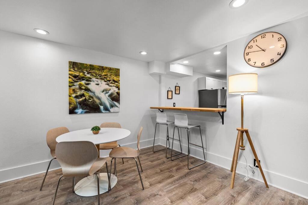 Pacific Nw Gem W/Hot-Tub 15 Minutes Airport. Apartment Auburn Bagian luar foto