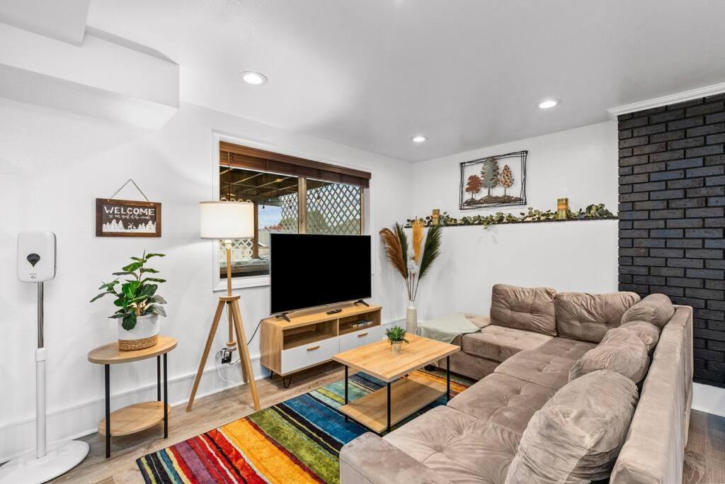 Pacific Nw Gem W/Hot-Tub 15 Minutes Airport. Apartment Auburn Bagian luar foto
